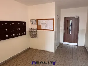 Pronájem bytu 1+1, Žatec, Jabloňová, 37 m2
