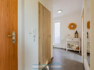 Prodej bytu 4+kk, Znojmo - Přímětice, Staré vinice, 84 m2