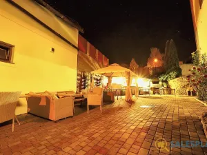 Prodej ubytování, Doksy, Tyršovo náměstí, 1342 m2