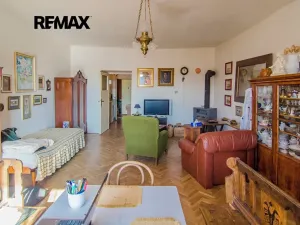 Prodej obchodního prostoru, Jevíčko, Palackého nám., 430 m2