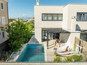 Prodej rodinného domu, Privlaka, Chorvatsko, 240 m2