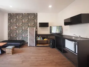 Prodej komerčního pozemku, Bžany, 222727 m2