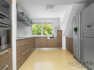 Pronájem bytu 4+kk, Liberec, Na Výšinách, 158 m2