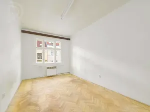 Prodej bytu 2+1, Praha - Vinohrady, Lužická, 75 m2