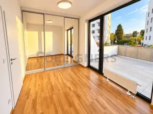 Pronájem bytu 2+kk, Kladno, Ostrovecká, 58 m2