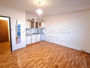 Prodej bytu 1+kk, Praha - Kamýk, Písnická, 32 m2