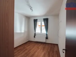 Prodej rodinného domu, Lišov - Velechvín, 135 m2
