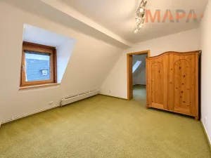 Pronájem bytu 3+1, Chomutov, Bělohorská, 100 m2