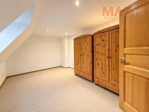 Pronájem bytu 3+1, Chomutov, Bělohorská, 100 m2