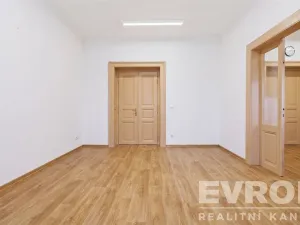 Pronájem kanceláře, Rokycany - Plzeňské Předměstí, Litohlavská, 150 m2