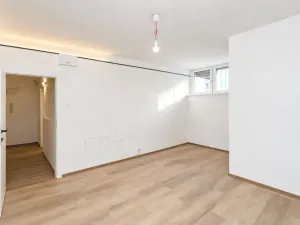 Pronájem bytu 2+1, Praha - Veleslavín, Veleslavínská, 45 m2