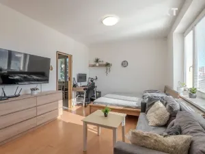 Prodej bytu 2+1, Břeclav, Fintajslova, 54 m2