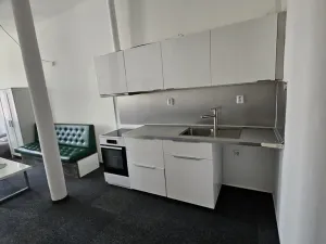 Pronájem bytu 1+kk, Hranice, Masarykovo náměstí, 60 m2