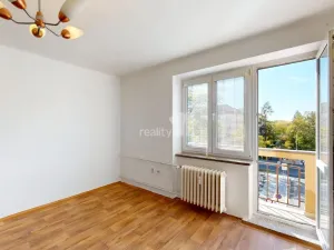 Prodej bytu 2+1, Pardubice - Zelené Předměstí, náměstí Dukelských hrdinů, 57 m2