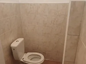 Pronájem kanceláře, Nové Strašecí, U Školy, 21 m2