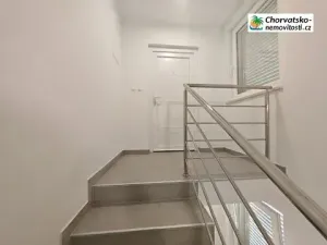 Prodej bytu 3+kk, Novi Vinodolski, Chorvatsko, 65 m2