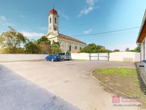 Prodej obchodního prostoru, Březí, Hlavní, 639 m2