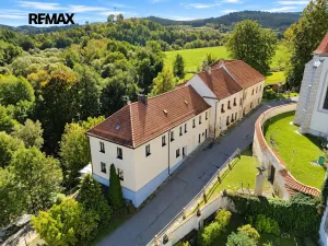Prodej rodinného domu, Kájov, U Kostela, 200 m2