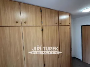 Pronájem bytu 2+kk, Králův Dvůr, Nad Stadionem, 47 m2