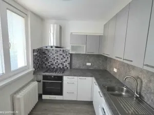 Prodej bytu 2+1, Praha - Modřany, U zastávky, 54 m2