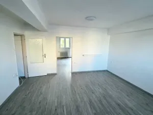 Prodej bytu 2+1, Praha - Modřany, U zastávky, 54 m2