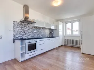 Pronájem bytu 2+1, Praha - Vršovice, Vršovická, 77 m2
