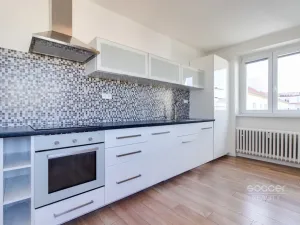 Pronájem bytu 2+1, Praha - Vršovice, Vršovická, 77 m2
