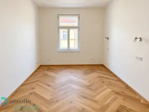 Pronájem bytu 1+kk, Praha, Seifertova, 32 m2
