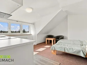 Pronájem bytu 1+kk, Uherské Hradiště, Na Stavidle, 27 m2