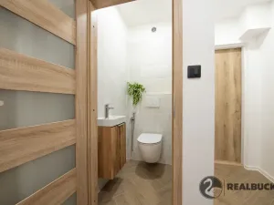 Prodej bytu 3+1, Jablonec nad Nisou, Vítězslava Nezvala, 100 m2