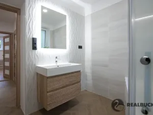 Prodej bytu 3+1, Jablonec nad Nisou, Vítězslava Nezvala, 100 m2