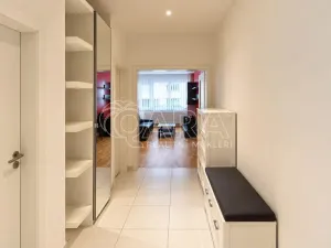 Pronájem bytu 3+kk, Praha - Libeň, U svobodárny, 67 m2