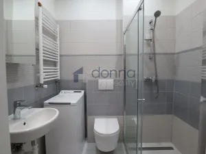 Pronájem bytu 1+kk, Praha, Jagellonská, 27 m2