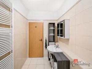 Pronájem bytu 3+kk, Praha - Holešovice, Varhulíkové, 78 m2