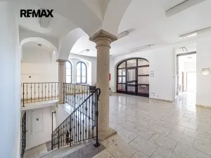 Prodej obchodního prostoru, Králíky, 5. května, 519 m2