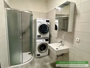 Pronájem výrobních prostor, Praha - Modřany, Hornocholupická, 175 m2
