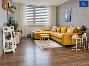 Prodej bytu 3+1, Dlouhá Loučka, Újezdská, 82 m2