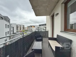 Prodej bytu 2+kk, Hradec Králové, Antonína Petrofa, 51 m2