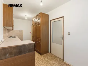 Prodej bytu 3+1, Praha - Řepy, Na chobotě, 77 m2