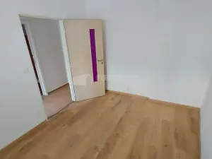 Pronájem bytu 3+1, Praha - Žižkov, Biskupcova, 70 m2