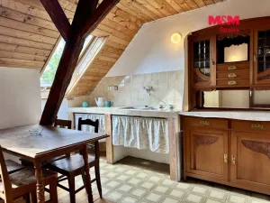 Prodej chalupy, Zhoř, 151 m2