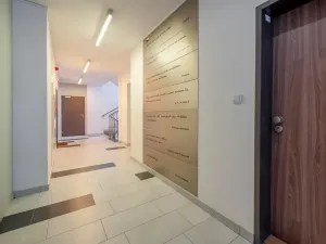 Prodej bytu 2+kk, Praha - Horní Měcholupy, Padovská, 52 m2