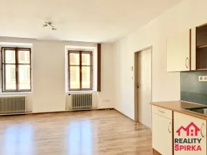 Pronájem bytu 2+kk, Svitavy - Město, náměstí Míru, 59 m2