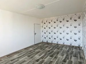 Pronájem bytu 2+1, Chomutov, Zahradní, 51 m2