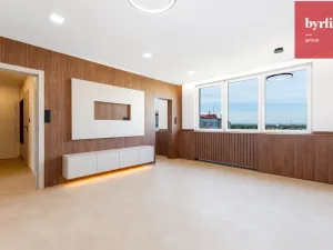 Prodej bytu 3+1, Opava, Antonína Sovy, 68 m2