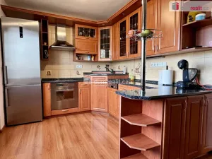 Prodej bytu 3+kk, Zlín - Kudlov, Zelená, 77 m2