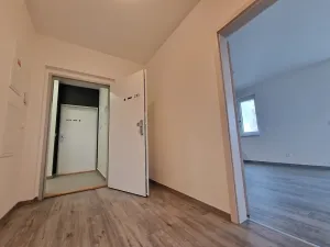 Pronájem bytu 3+kk, Praha - Kbely, Sedlářova, 72 m2