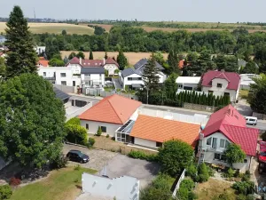 Prodej vícegeneračního domu, Praha - Pitkovice, Žampiónová, 190 m2