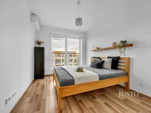 Prodej bytu 3+kk, Praha - Uhříněves, Oty Bubeníčka, 57 m2
