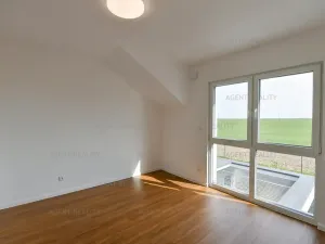 Prodej rodinného domu, Slaný, 156 m2